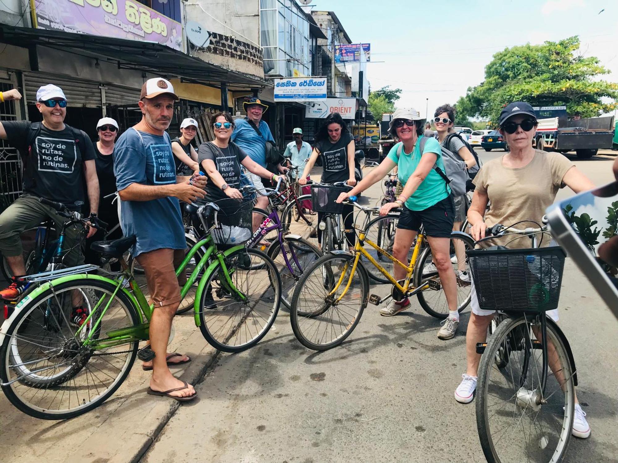 Kingfisher Hostel Anuradhapura Dış mekan fotoğraf
